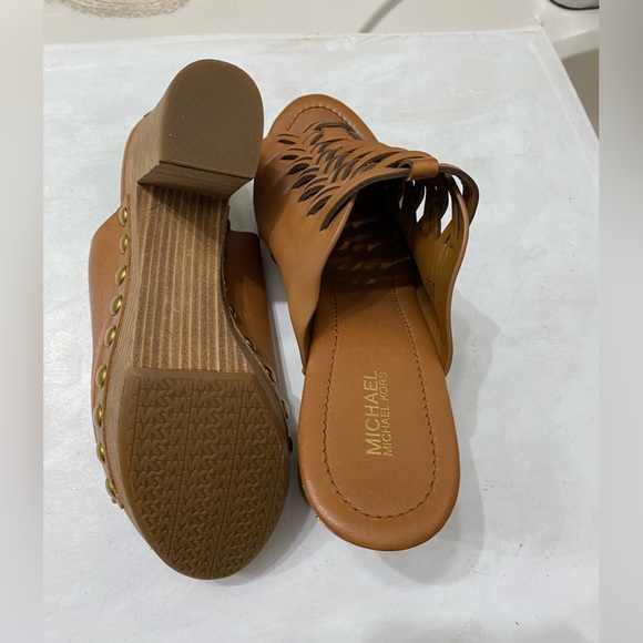 Michael KORS Wesley block heels leather mules excellent condition 5 inch heels - Picture 4 of 9
